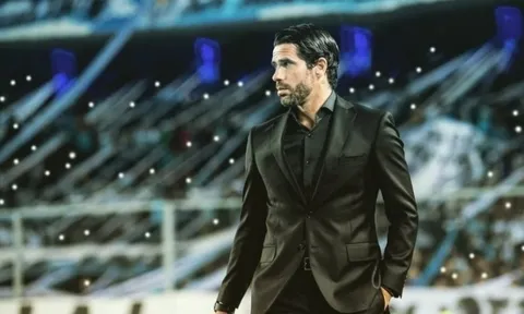 Cựu sao Real Madrid nhập viện khẩn cấp