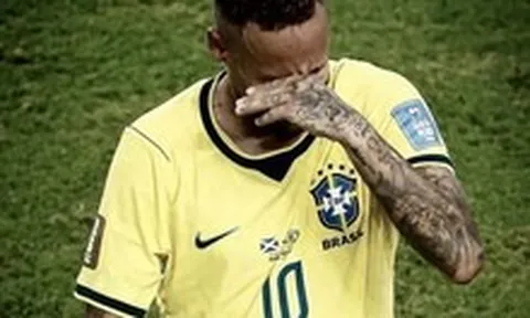 Neymar bật khóc!