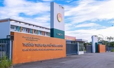 Đối chiếu học bạ, kiểm tra toàn bộ bài thi điểm 10 Toán ở Tuyên Quang