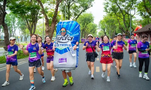 “Con sóng niềm vui” Huda Ice Twist đổ bộ đường đua VnExpress Marathon Huế