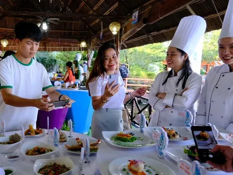 122 món ăn từ tôm và muối Bạc Liêu xác lập kỷ lục Việt Nam