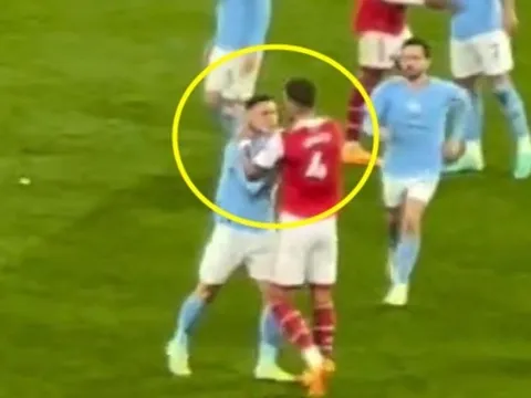 Haaland nổi cáu với hậu vệ Arsenal