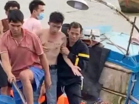 Kịp thời cứu thanh niên nhảy cầu tự tử