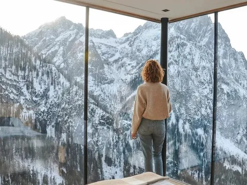 Chờ một năm để thuê phòng có 'view đẹp nhất thế giới'