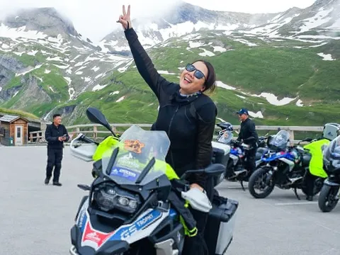 Tôi chi hơn 160 triệu đồng lái môtô xuyên 'nóc nhà châu Âu'