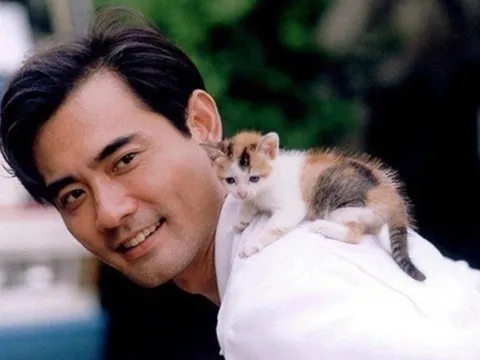 Nam diễn viên có khuôn mặt "đẹp như tượng tạc" bỏ phố về quê chăn vịt sau nhiều sóng gió