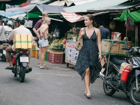 Báo Australia chỉ lý do hãy đến Việt Nam thay vì Nhật Bản