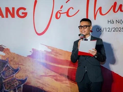 Hoạ sĩ 9X gây sốt với bức sơn mài bán giá 100.000 USD