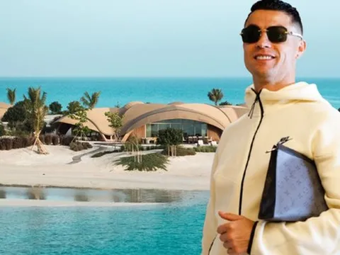 Choáng váng vì Ronaldo