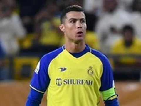 Cristiano Ronaldo đình công, Al Nassr... vượt lên dẫn đầu Saudi Pro League