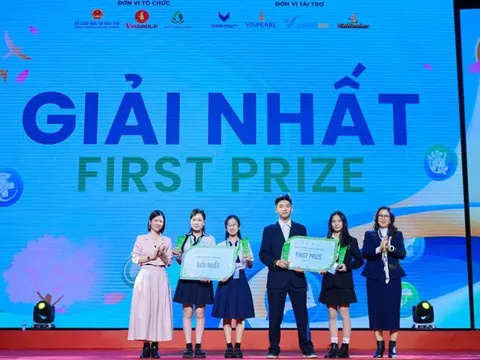 Cặp học sinh Đắk Lắk và Hà Nội giành quán quân cuộc thi Tiếng nói Xanh mùa 3