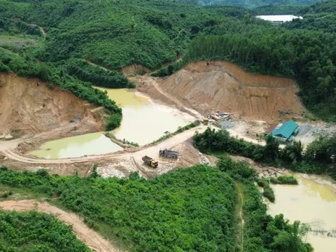 Chủ tịch tỉnh Phú Thọ yêu cầu xem xét trách nhiệm chủ tịch xã nếu để xảy ra khai thác đất trái phép