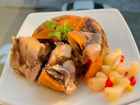 Cách nấu thịt đông truyền thống ngon đãi khách ngày Tết