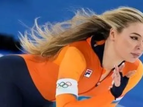 Nữ VĐV Hà Lan kiếm triệu đô chỉ nhờ khoe… nội y tại Thế vận hội mùa Đông