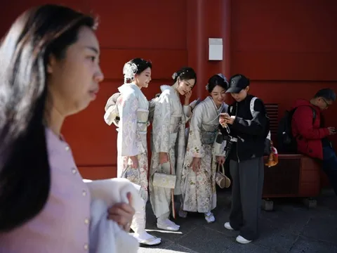 Khách sạn Nhật Bản vào thế khó