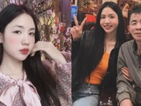 Hotgirl bóng đá Trần Thị Duyên khoe visual xinh đẹp, gây sốt ngày Tết: “Chào Ba, con lên đường đi làm nhiệm vụ Quốc gia”