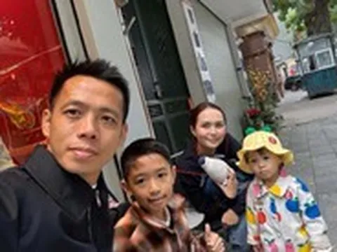 Văn Quyết với cái Tết cực dị bên vợ là ái nữ cựu chủ tịch CLB Sài Gòn