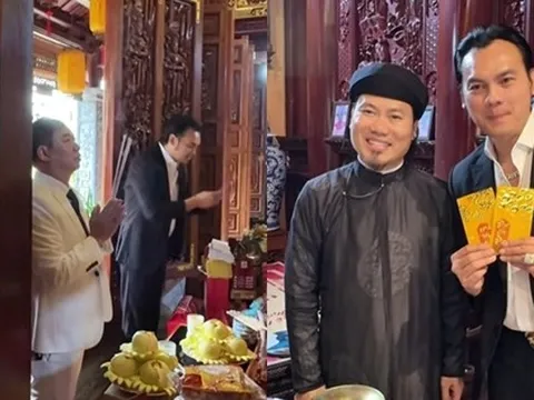 Nam NSƯT miền Nam ra tận biệt phủ một bầu show quyền lực miền Bắc chúc Tết