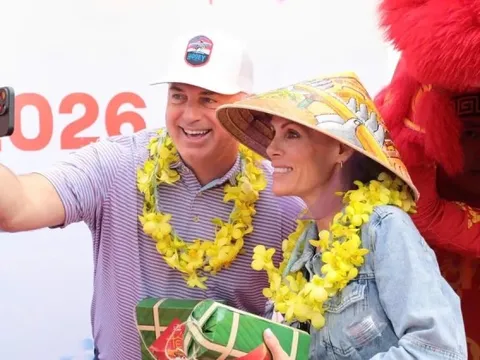 Tàu biển chở khách quốc tế nườm nượp đến Đà Nẵng