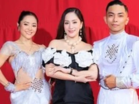 Vì sao Khánh Thi liên tục đổi bạn nhảy nữ cho Phan Hiển?
