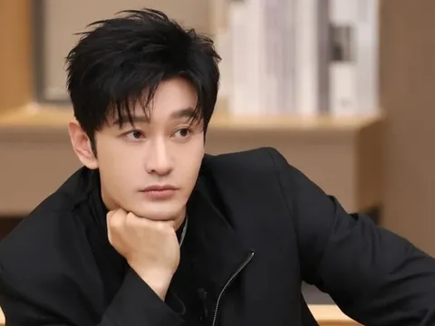 Tài tử Huỳnh Hiểu Minh lên tiếng về tin thua bạc hàng tỷ đồng