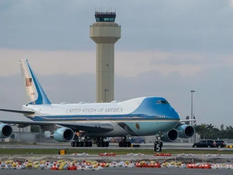 Tổng thống Donald Trump muốn một sân bay mang tên mình