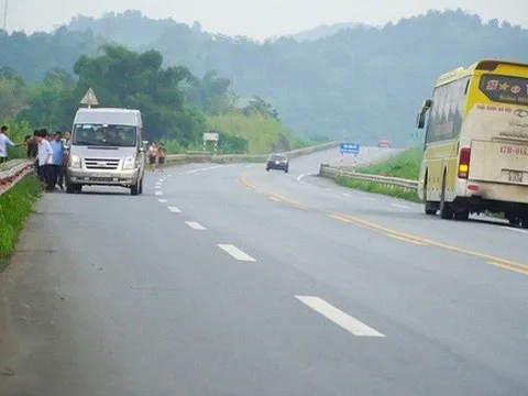 Tài xế quá mệt mỏi hay cần đi vệ sinh thì có được đỗ trên cao tốc? Cục CSGT giải đáp