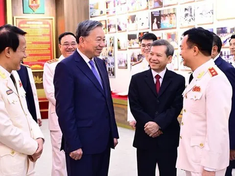 Tổng Bí thư Tô Lâm thăm và chúc Tết cán bộ, chiến sĩ Cục An ninh điều tra Bộ Công an