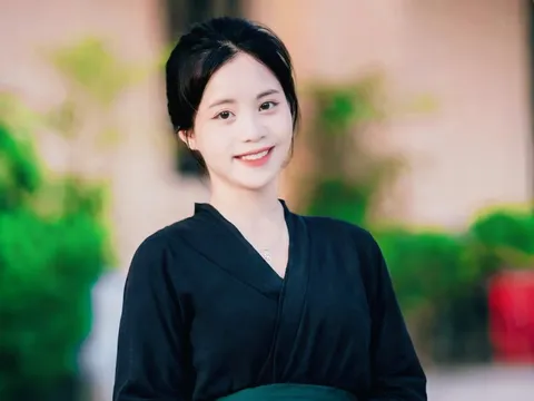 Cô giáo 24 tuổi người Ơ Đu ứng cử Đại biểu Quốc hội