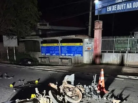 Tai nạn kinh hoàng giữa 2 xe máy, 4 người tử vong