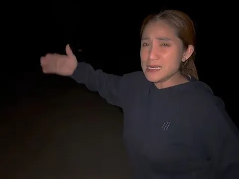 Nữ NSƯT 49 tuổi vào rừng ở Mỹ giữa đêm tối, nói một việc