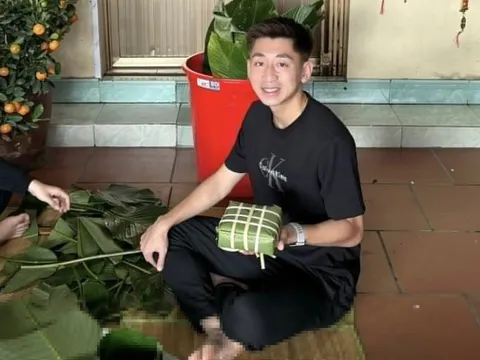 Tuyển thủ U23 Việt Nam làm điều đặc biệt ngày Valentine