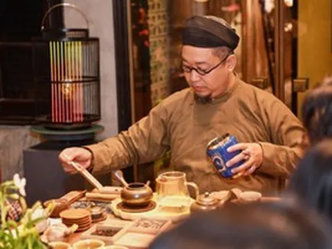 Đôi bàn tay sương giá dệt linh hồn trà Việt