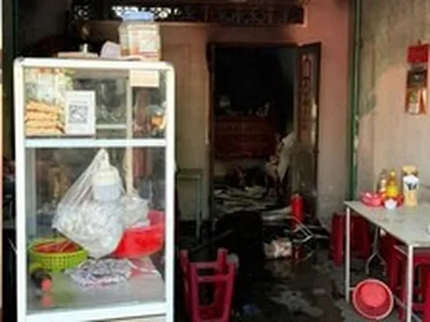 Người đàn ông kể lại khoảnh khắc cứu 4 bà cháu trong căn nhà đang cháy