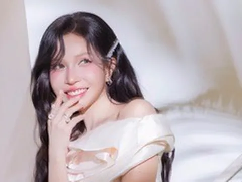 "Đệ nhất mỹ nữ làng hài" là nữ chính phim dẫn đầu phòng vé Việt, U40 vẫn độc thân