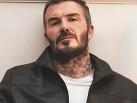 Bị con dâu xuất thân nhà tỷ phú "đá đểu", con ruột "châm biếm", David Beckham đang làm gì giữa mớ lộn xộn của gia đình?