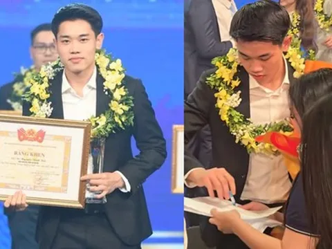 Đình Bắc diện vest bảnh bao đi nhận giải Gương mặt trẻ Việt Nam tiêu biểu, phát biểu một câu nức lòng người hâm mộ