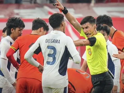 Xô xát bị phạt thẻ đỏ, sao trẻ Thái Lan tố cầu thủ Trung Quốc khiêu khích