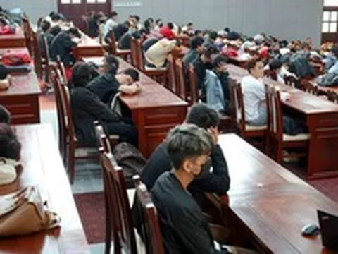 Bắt 343 người Việt Nam ở Campuchia lừa đảo xuyên quốc gia