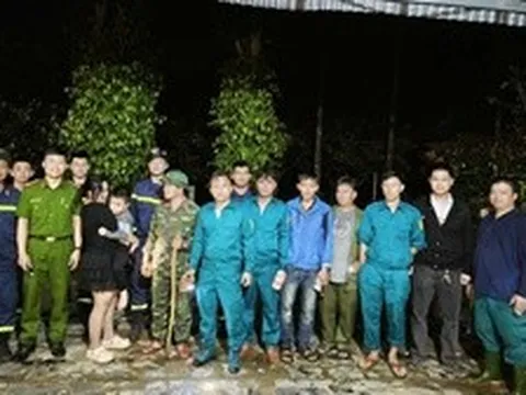 Xuyên đêm tìm kiếm bé trai 4 tuổi đi lạc trên đồi ở TP Huế