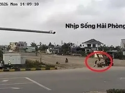 Nam công nhân tử vong do vướng dây cáp điện