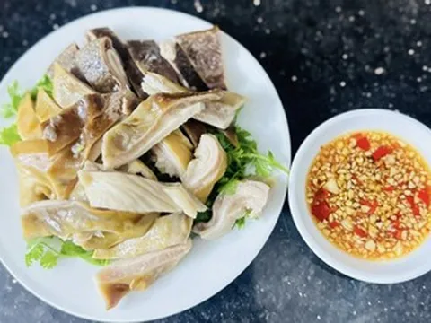 Luộc dạ dày lợn bao nhiêu phút thì trắng giòn, không hôi?