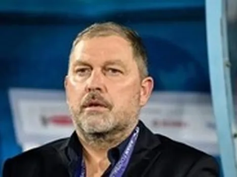 HLV tuyển Malaysia bị kêu gọi từ chức sau trận thua Việt Nam