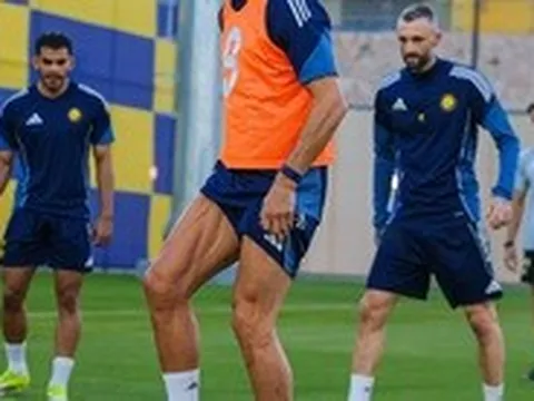 Ronaldo báo tin vui