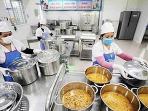 Bắc Ninh lập đoàn kiểm tra 'soi' toàn bộ bếp ăn tập thể sau vụ 300 tấn lợn bẩn