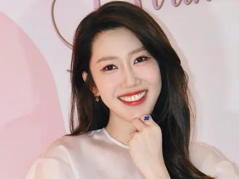 Diện mạo xinh đẹp chuẩn "nữ thần" của diễn viên Thúy Ngân trong tiệc sinh nhật riêng tư