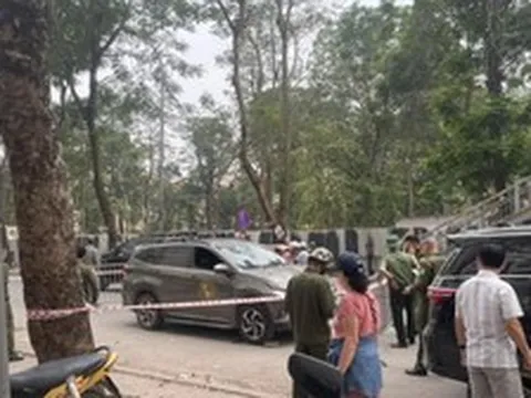 Tài xế ô tô công nghệ bị khách tấn công trên xe