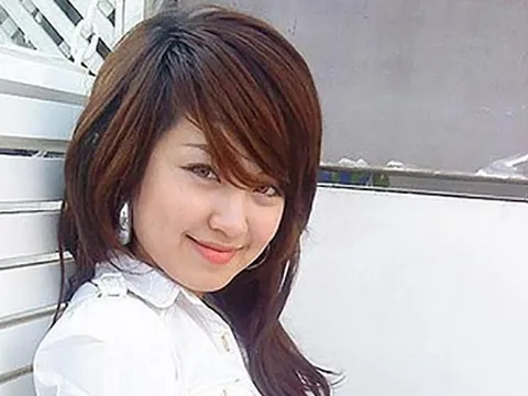 "Hot girl đời đầu" Mi Vân gây bất ngờ với vẻ ngoài trẻ trung và cuốn hút ở tuổi U40