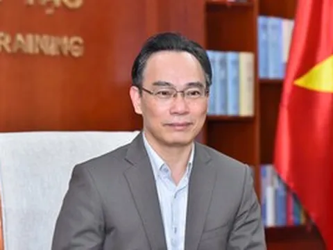 Ông Hoàng Minh Sơn làm Bộ trưởng Bộ Giáo dục 
và Đào tạo