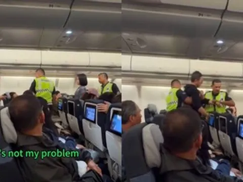 Nam hành khách bị đuổi khỏi máy bay vì sàm sỡ nữ tiếp viên